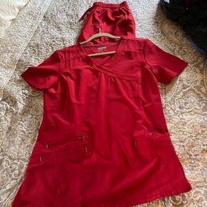 Scrubstar scrub set- sz md, red color